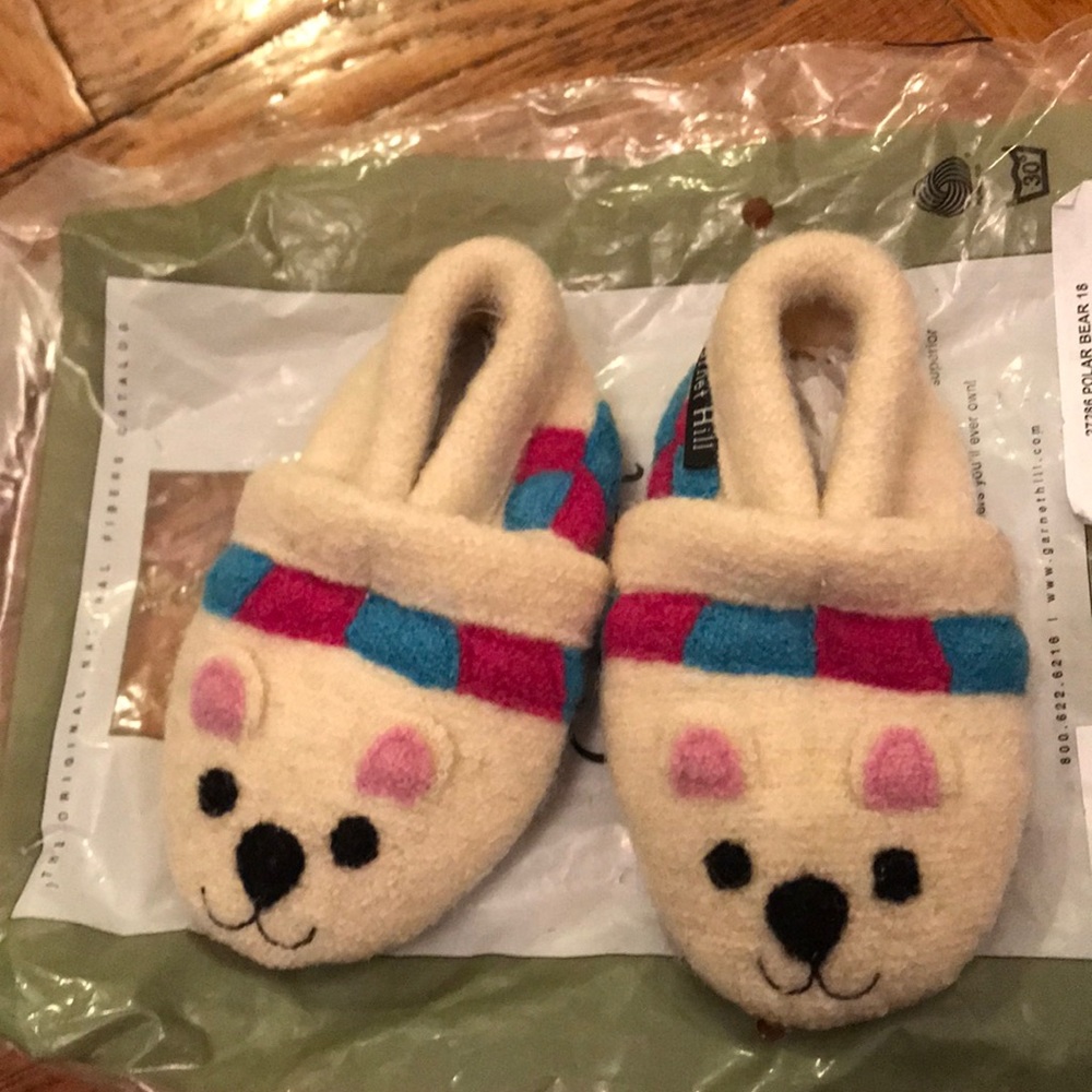 Boiled wool polar bear slippers
